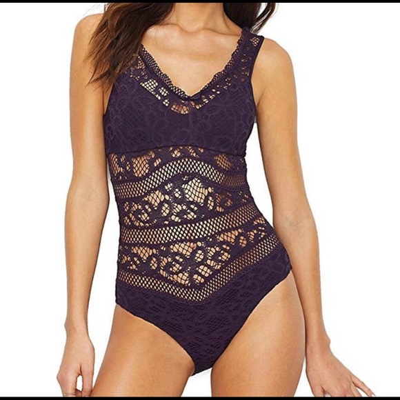 BECCA Other - ❤️‍🔥3/$25❤️‍🔥Becca Crochet Lace Swimsuit